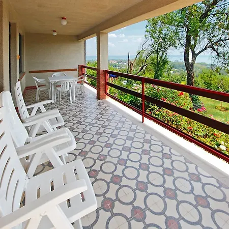 Apartment In Balatonalmadi - Balaton 17977 * Balatonalmádi
